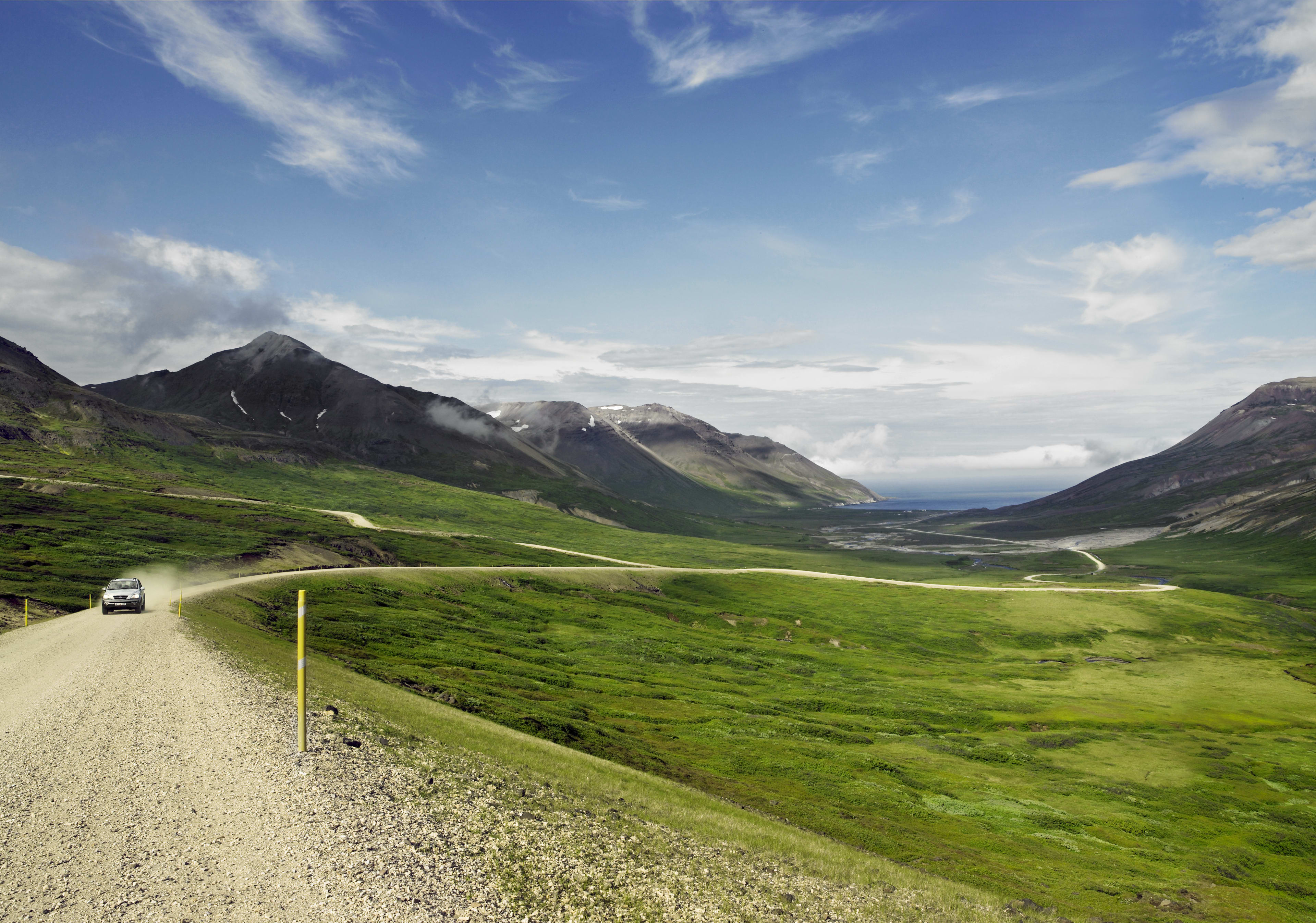 Driving_East_Iceland
